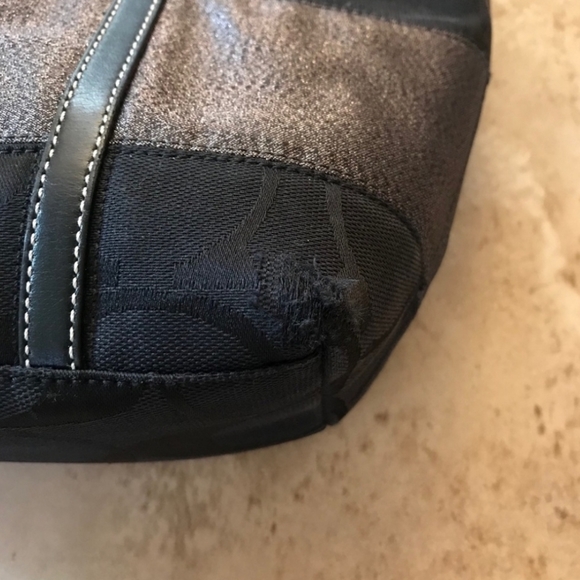 Coach | Signature Coach Tote Black & Metallic - Picture 7 of 8